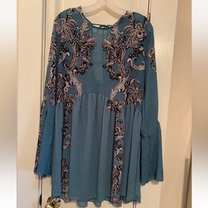 NWT Free People BOHO Floral Print OVERSIZED Top- Size M